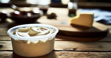 Mascarpone périmé : astuces et recettes sûres 🧀